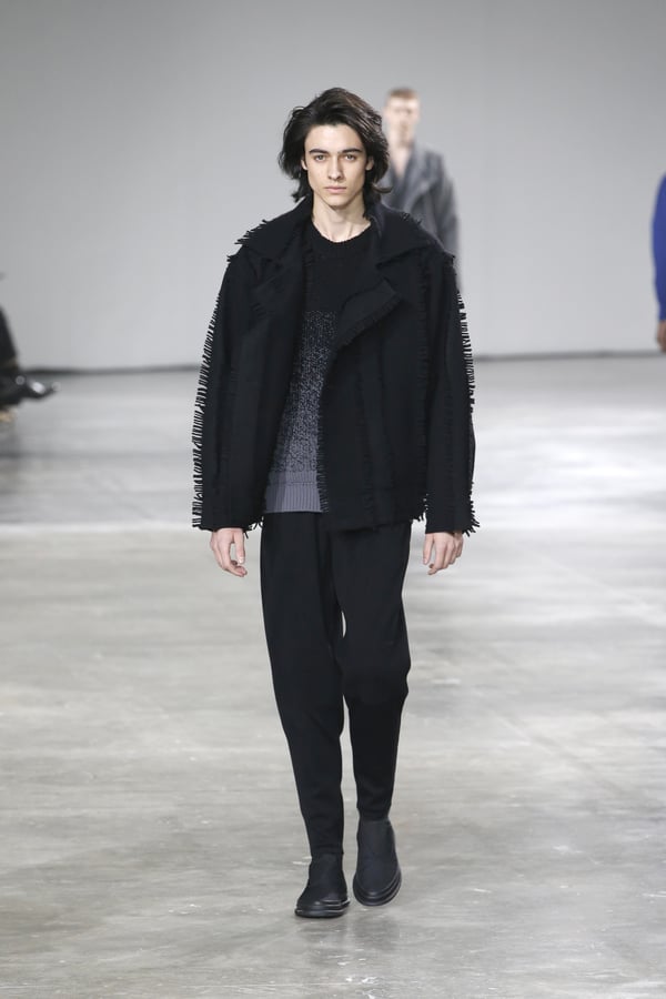 ISSEYMIYAKEMEN-2019-20aw-014.jpg